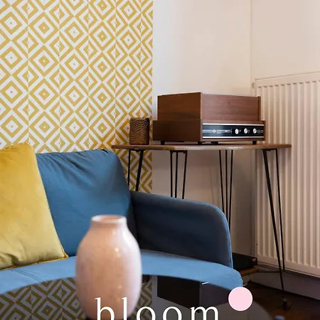 Apartment Thermal Artem F2 Chaleureux